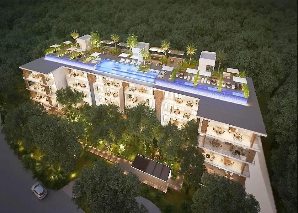 Ocean View Pool In Exclusive Playacar, En-Suite Rooms Playa del Carmen